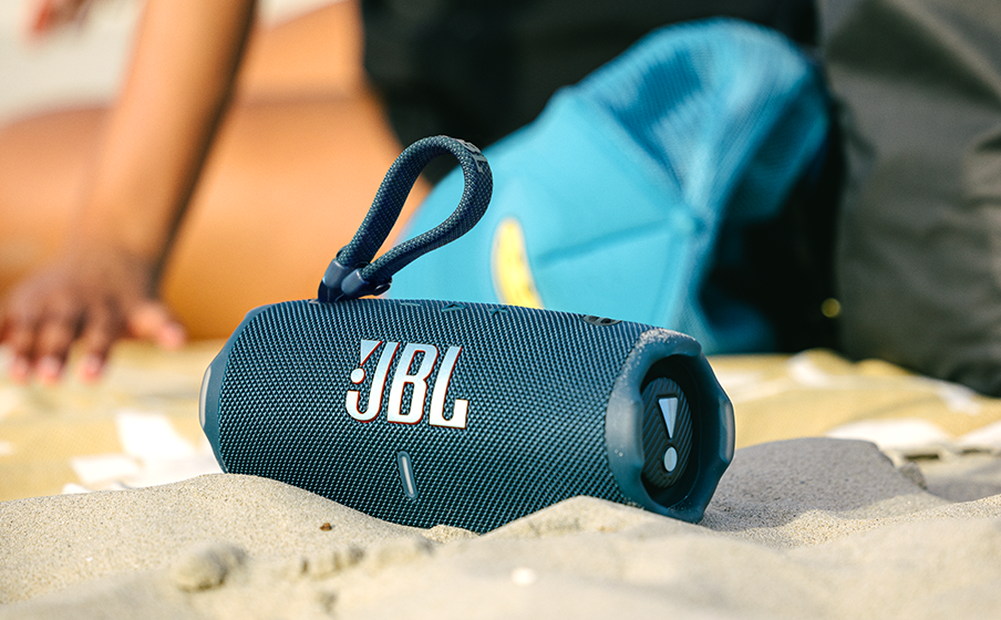 JBL Charge 6 - Portable Bluetooth Speaker