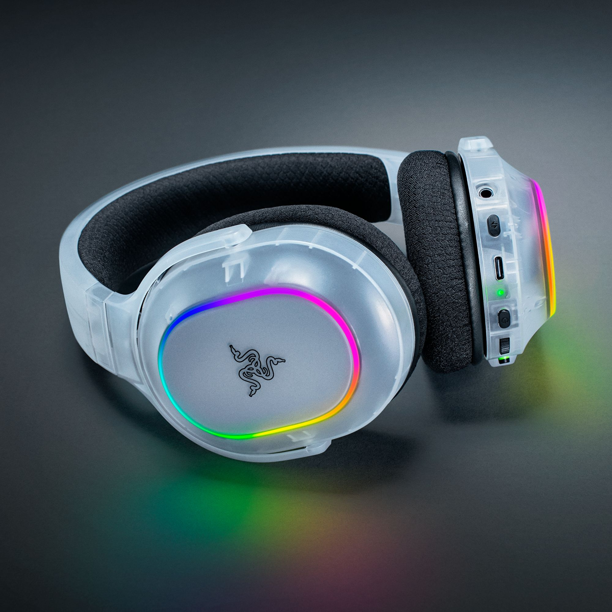 Razer Barracuda X Chroma - Wireless Multi-Platform Gaming and Mobile Headset - Phantom White Edition